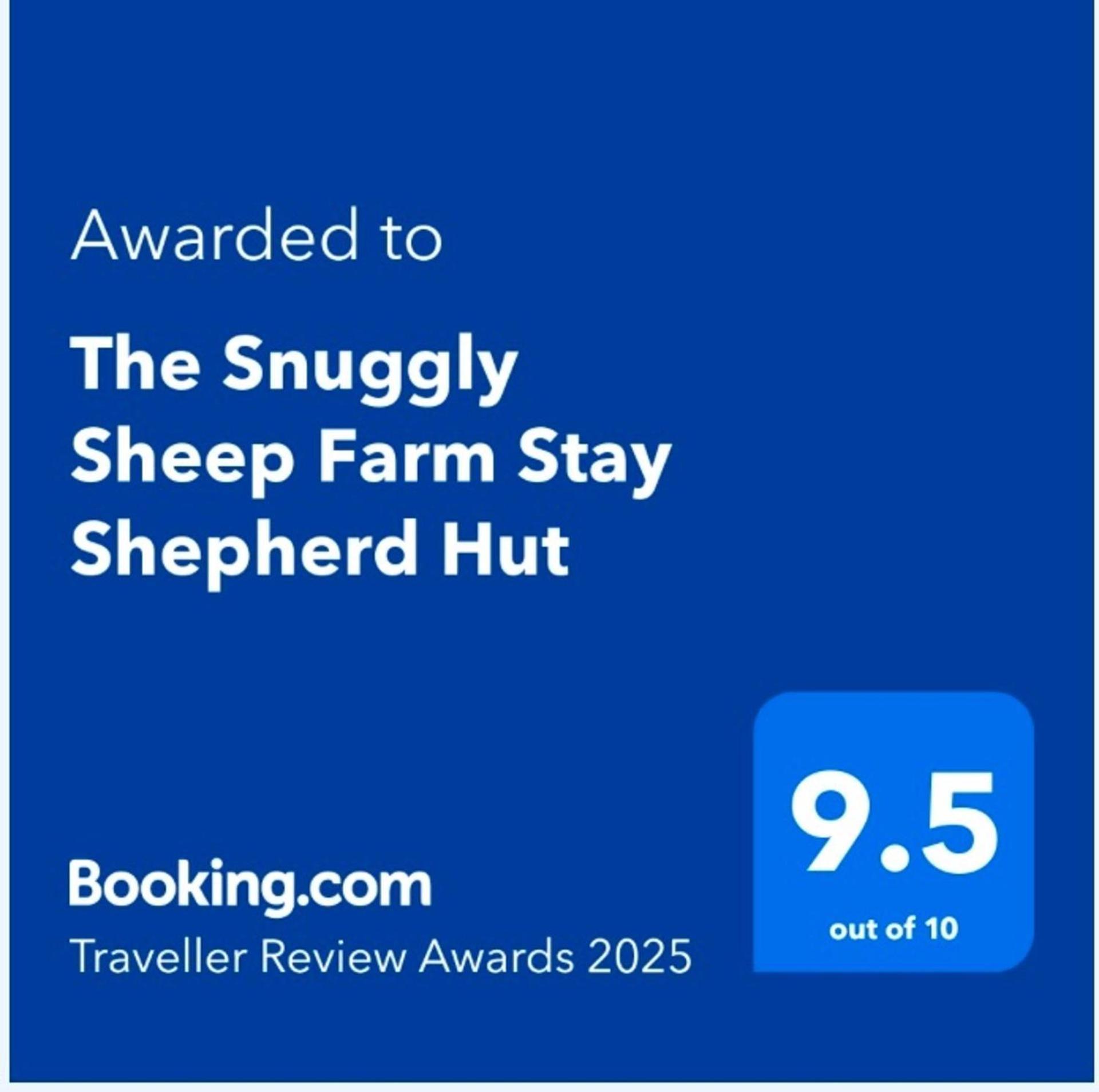 The Snuggly Sheep Shepherd Hut Farm Stay Ballyshannon Ngoại thất bức ảnh
